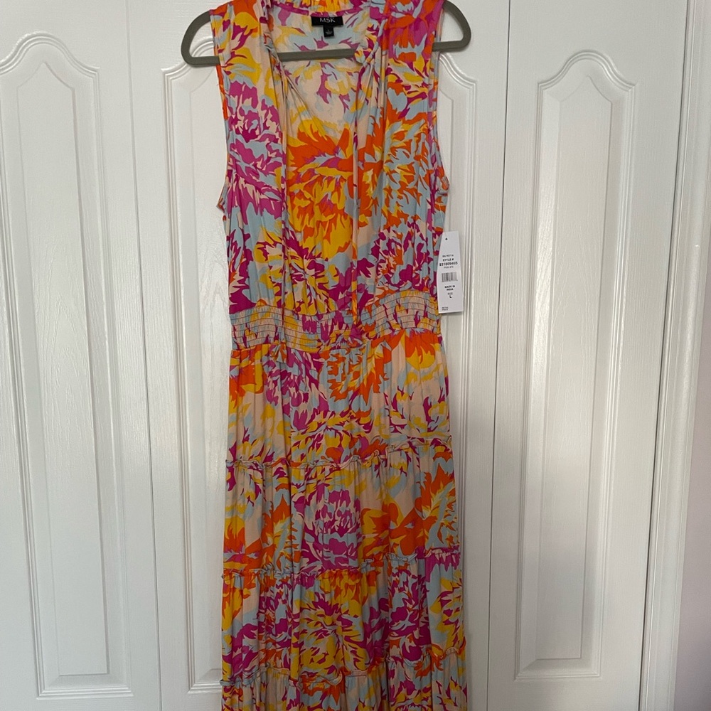Floral Sleeveless Maxi Dress